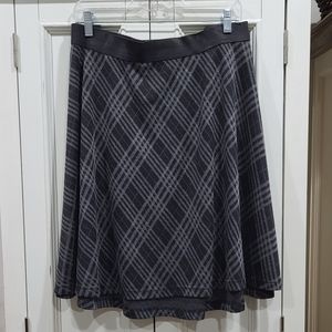 Torrid diamond 💎 plaid skirt